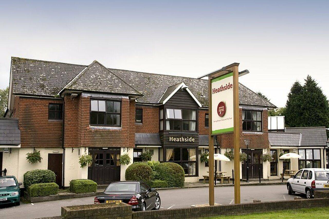 Premier Inn Epsom South Eksteriør billede